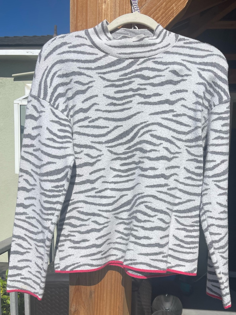 Anthropologie Heathered Gray & Cream Striped Knit Top beautiful condition